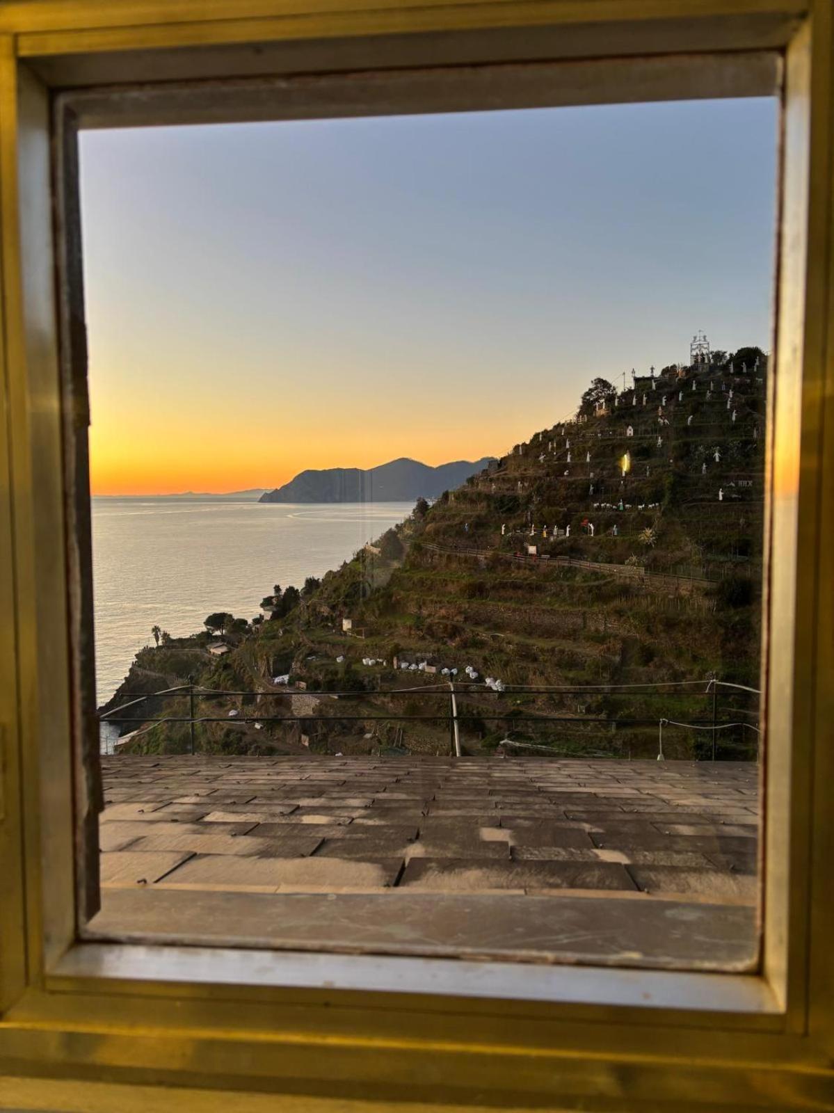 Sunset Manarola Apartment Exterior photo